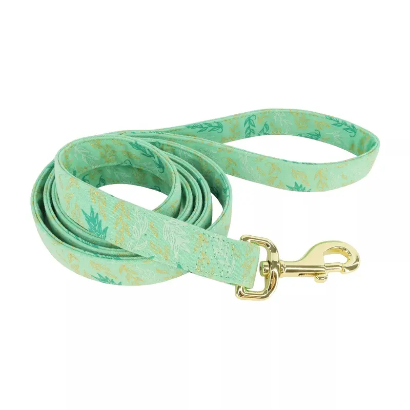 Coastal Accent Metallic 6ft Long 5/8in Dog Leash Green Leaves