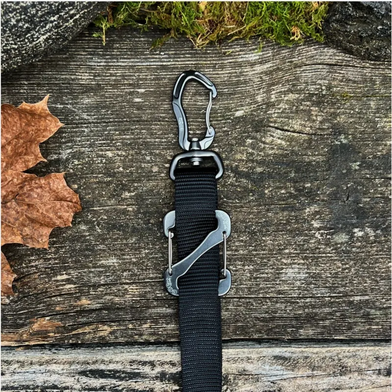 Canine Outdoor Crosswalk Clip Hands Free 10ft Dog Leash Black