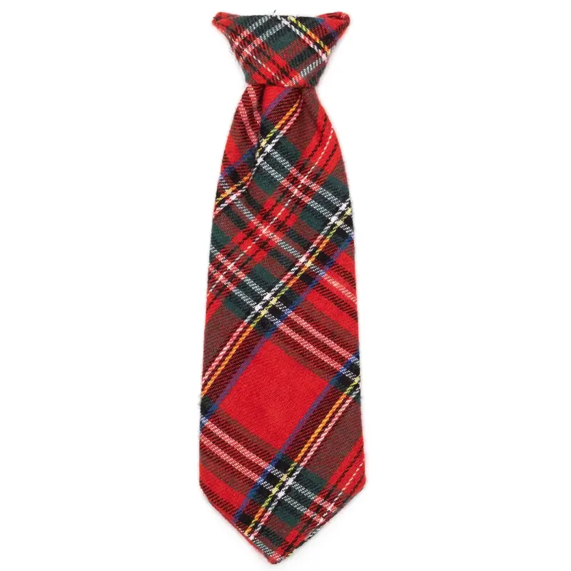 RED PLAID III NECK TIE