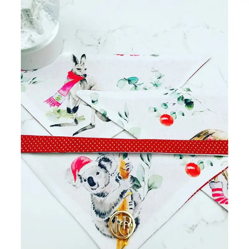 The Australian Christmas Scarf